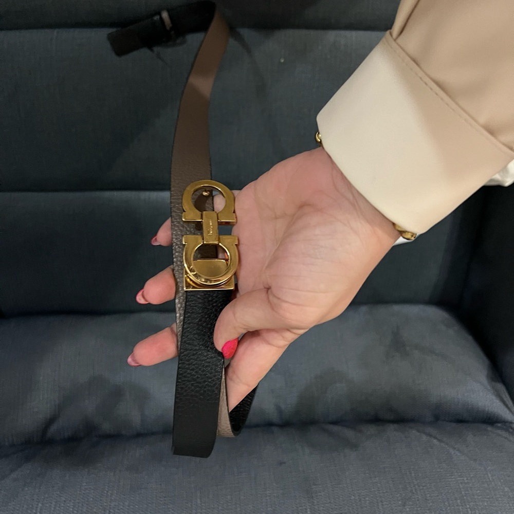 Reversible ferragamo belt